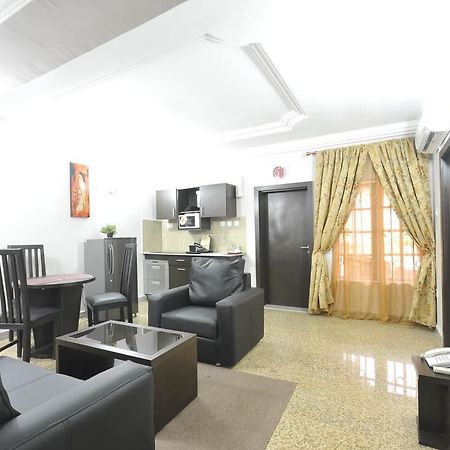 Sheer Luxury Apartments And Suites Abudża Pokój zdjęcie