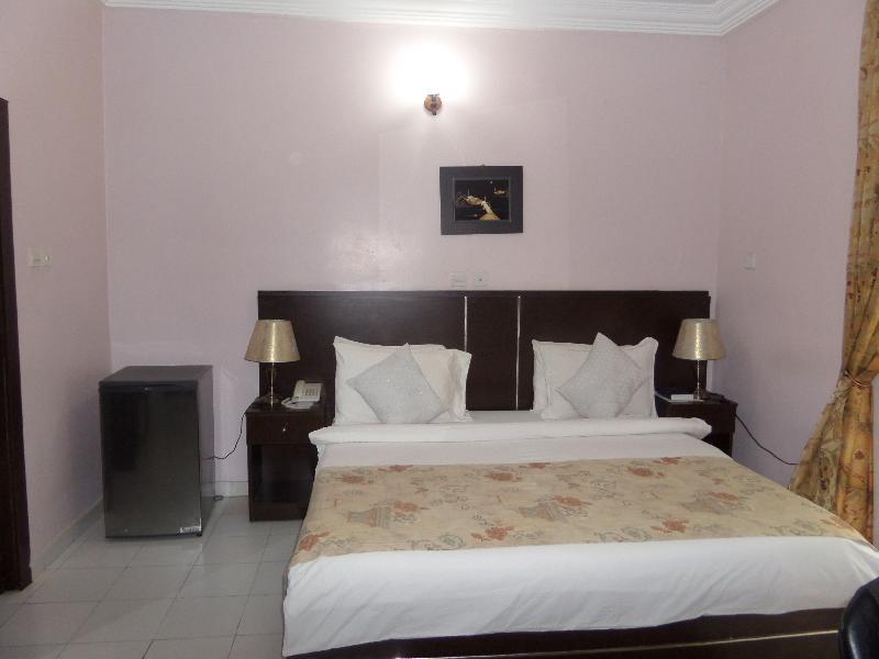 Sheer Luxury Apartments And Suites Abudża Zewnętrze zdjęcie